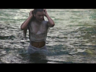 milla jovovich nude - 1991 return to the blue lagoon small tits big ass mature